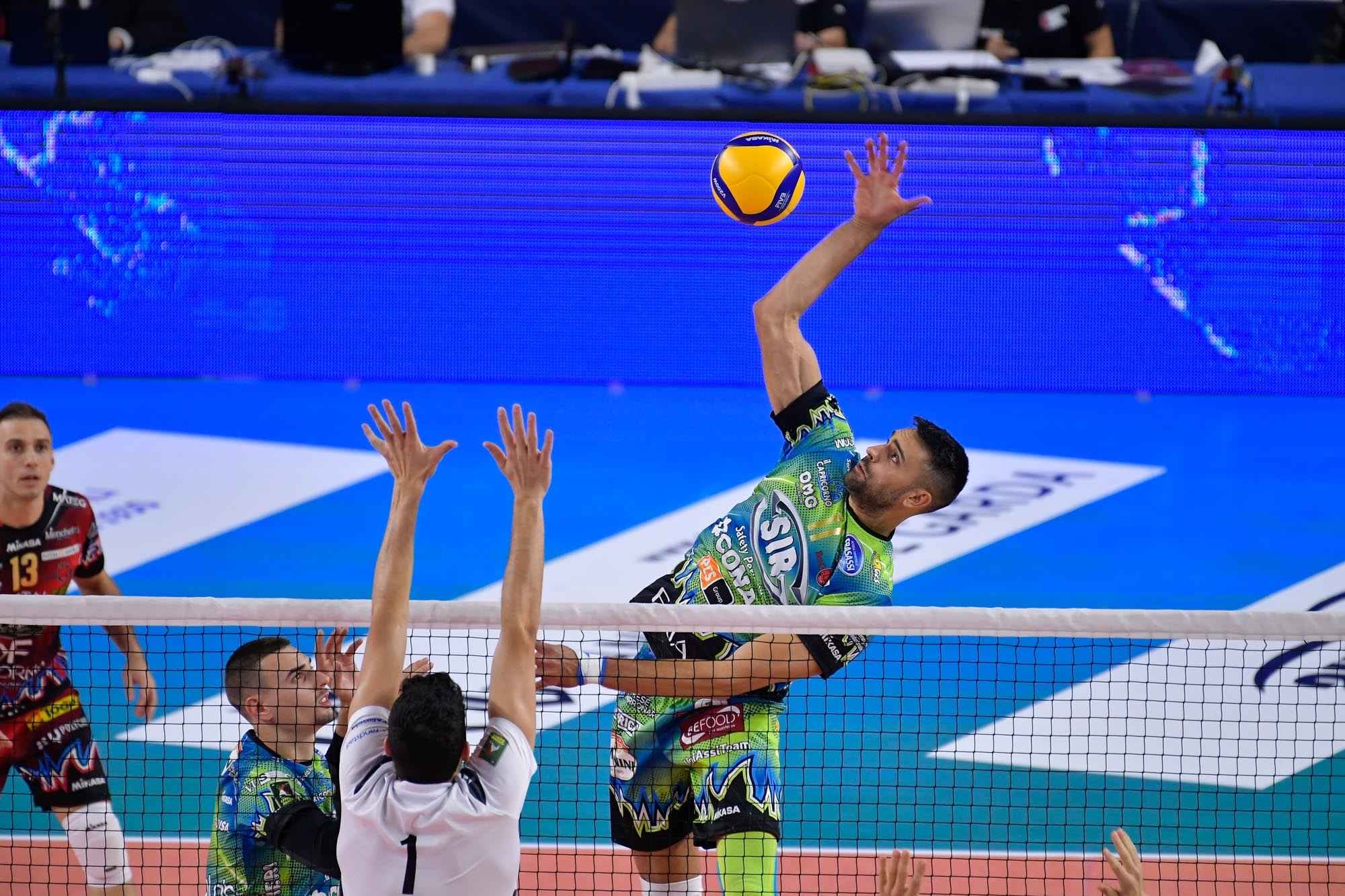 A463B6CF-C2E5-492E-BBED-52549FD9E900