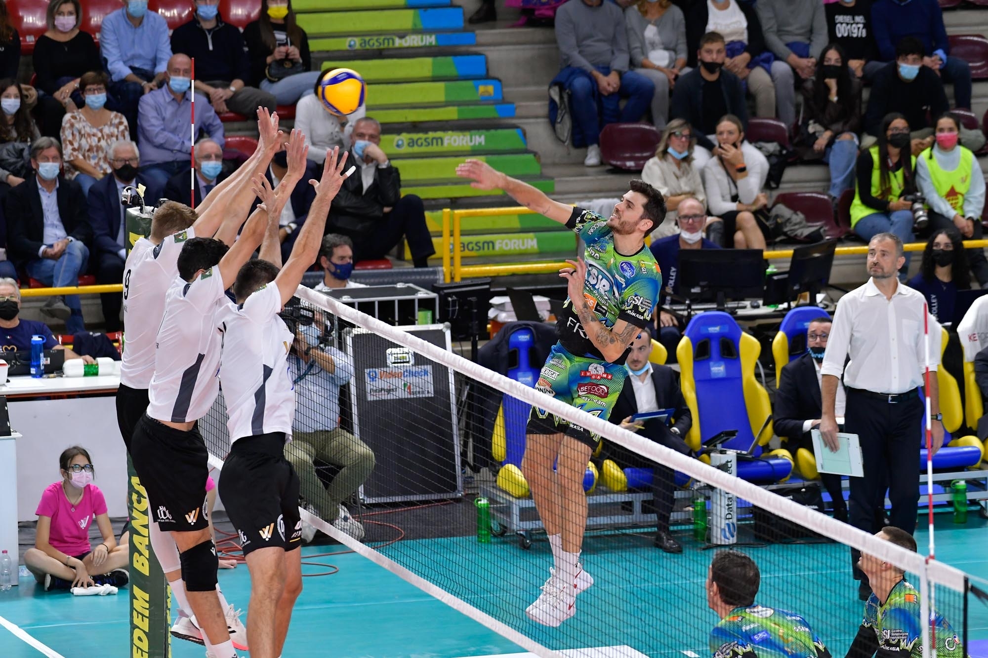 C67AF58C-2724-4863-8C10-FA7140E1930D