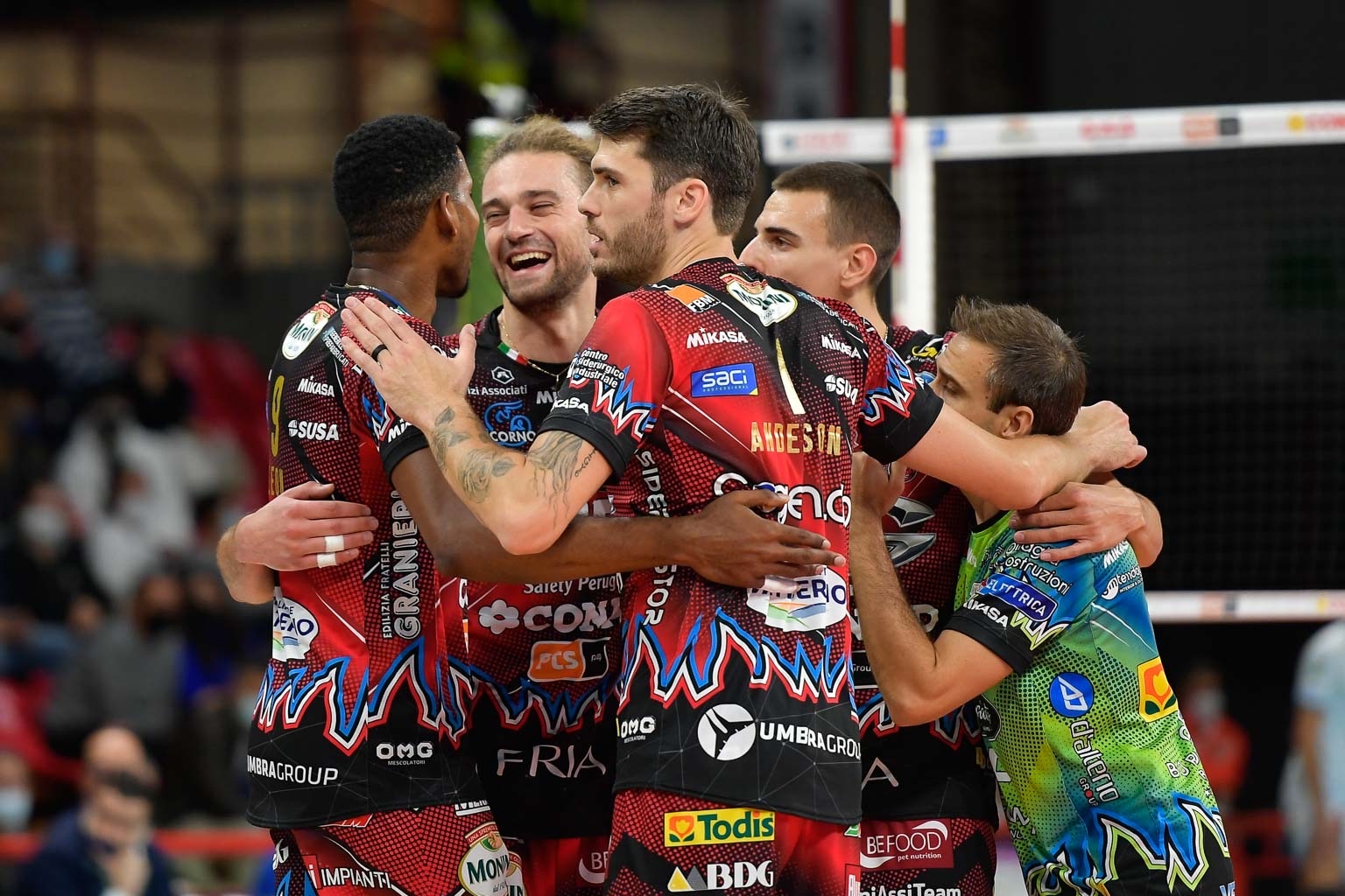 D92C6F52-158D-4208-B812-63A2690D6A36