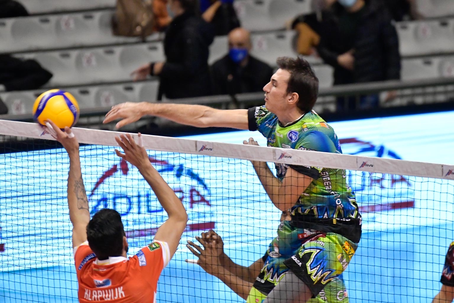 36DF715B-2076-40DF-8A51-31A98F74E4B8