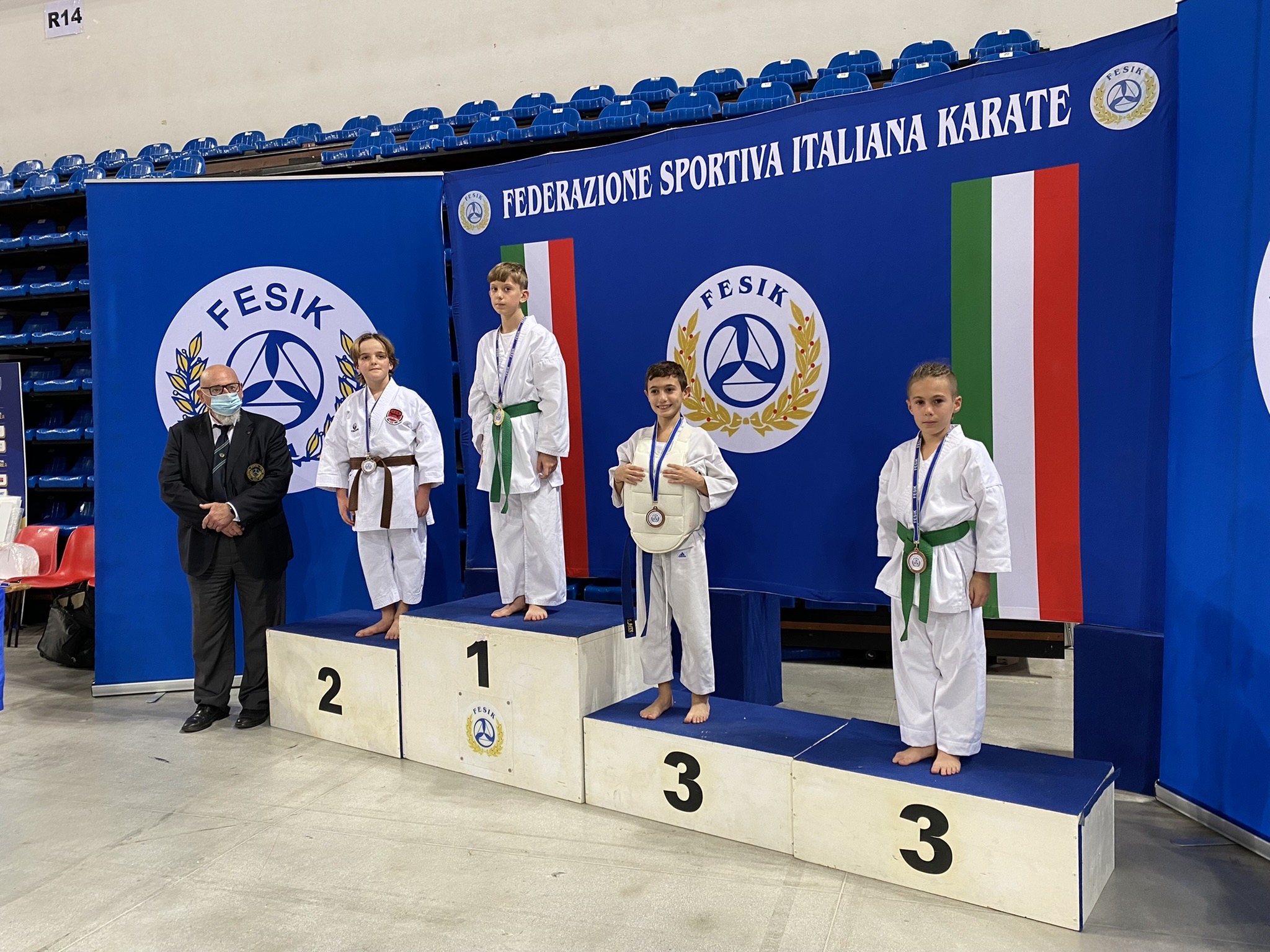 760C10DA-FC62-4F89-A0A7-E604F19BAAC6