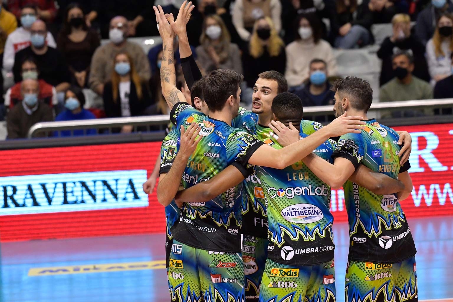 8185DE16-9823-41E1-BDDD-6FE958DC293D