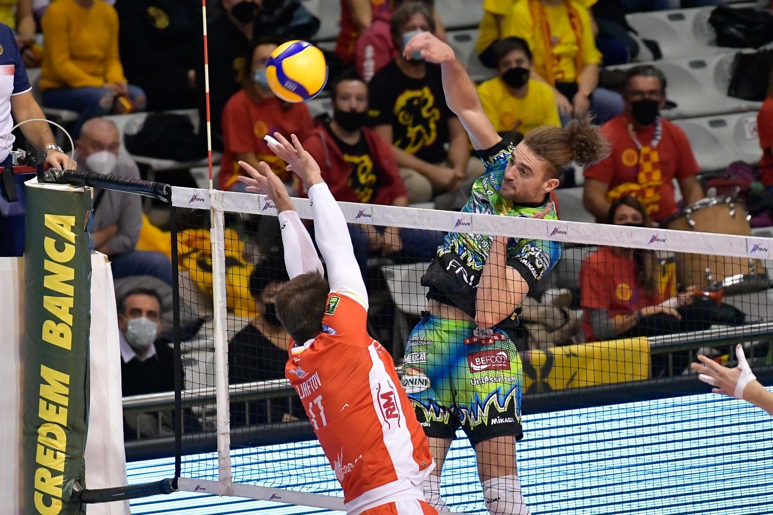 ECBEB2A0-380F-40CC-95DB-2627EB36660A