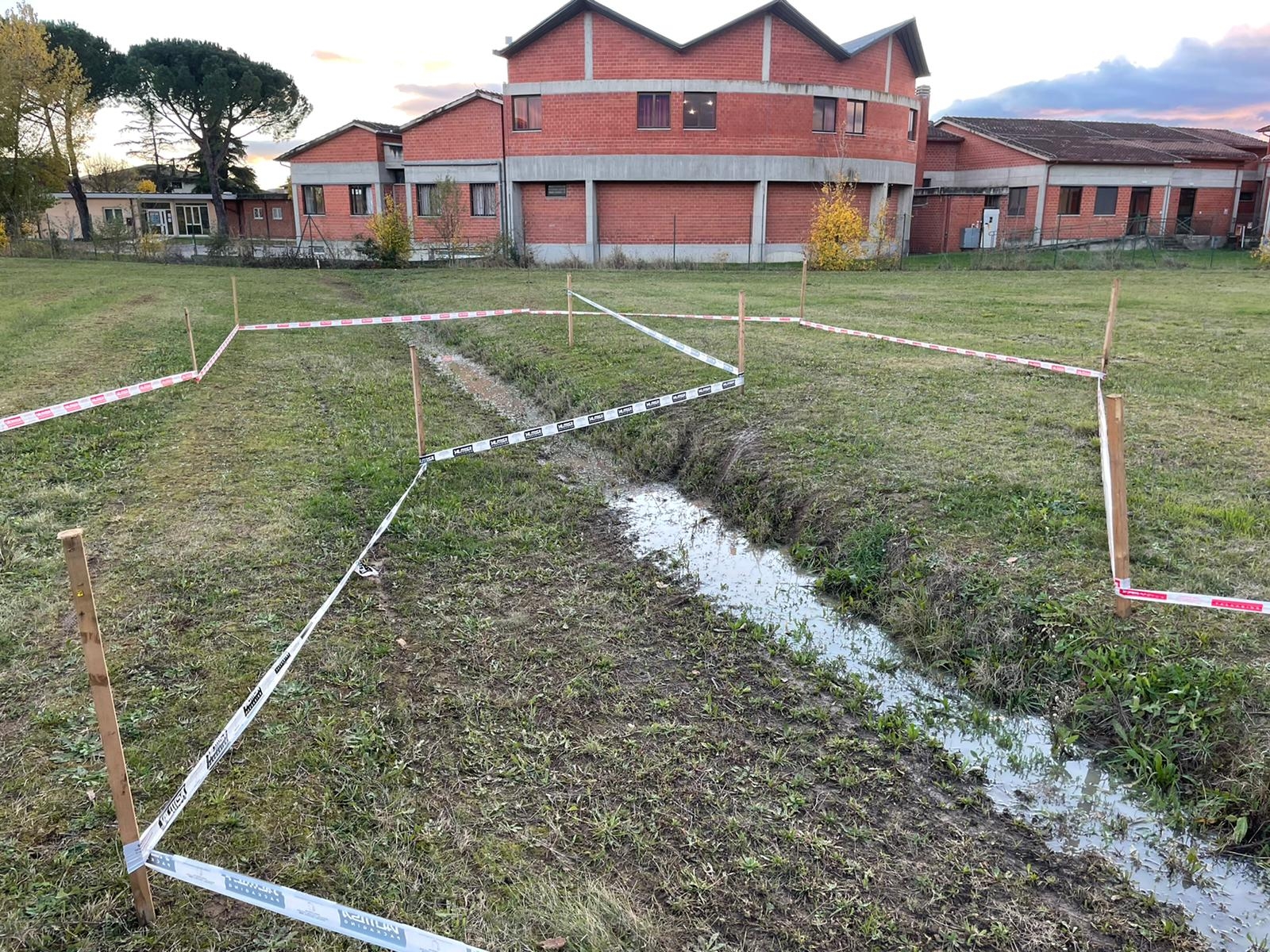 2B5AD0F0-B9EC-458A-957F-74BE850D4F6C