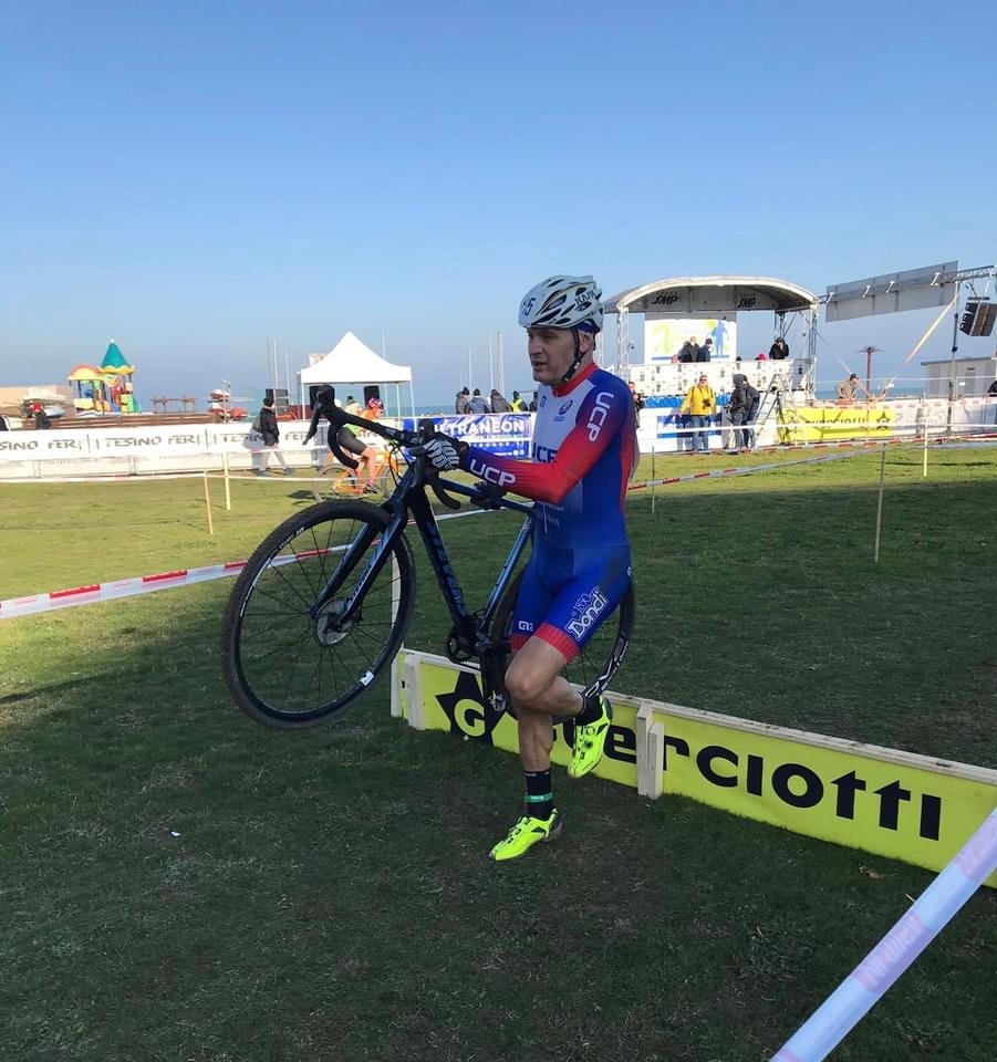 3A17F066-8DB8-489A-9B18-6417E9E1E381