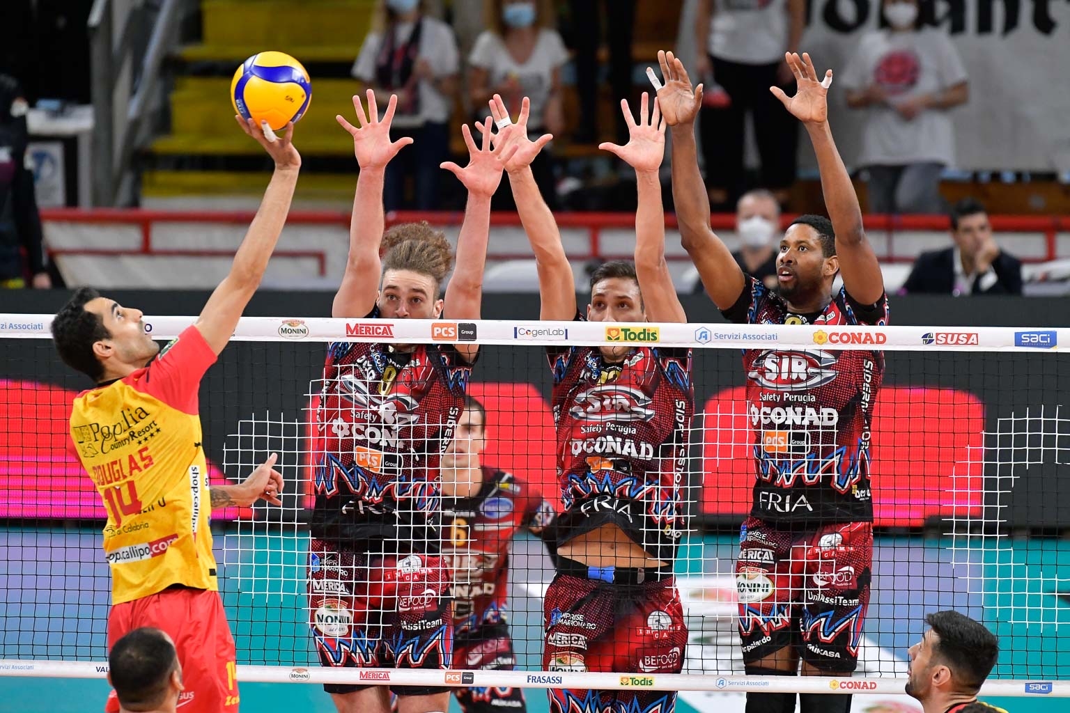 72C9F055-9944-40D2-A3FD-192E7D478CF8