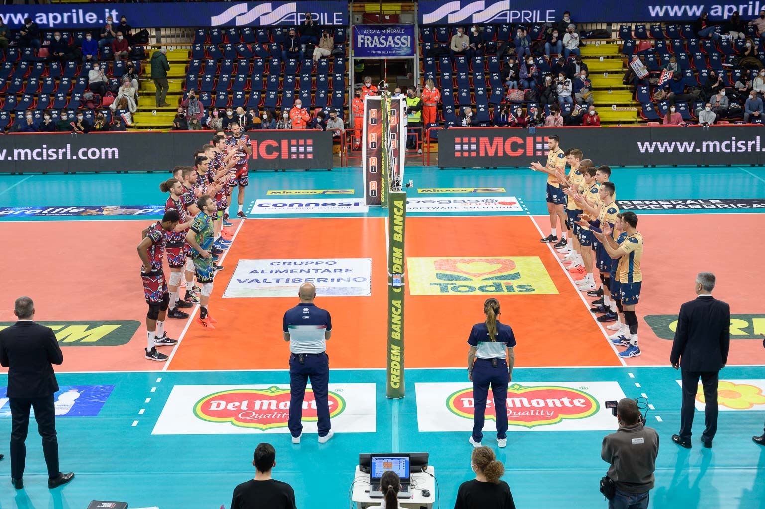 8604CD33-6E76-4AD4-8A2E-1C0FC53F213D