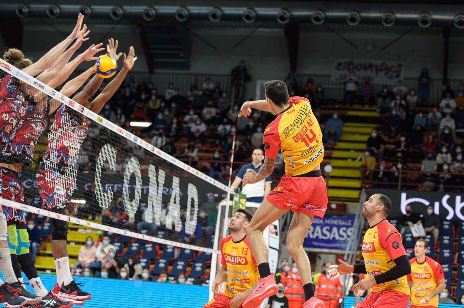 A2DBF0D1-4B62-4040-B660-C9AFB4BCABA3