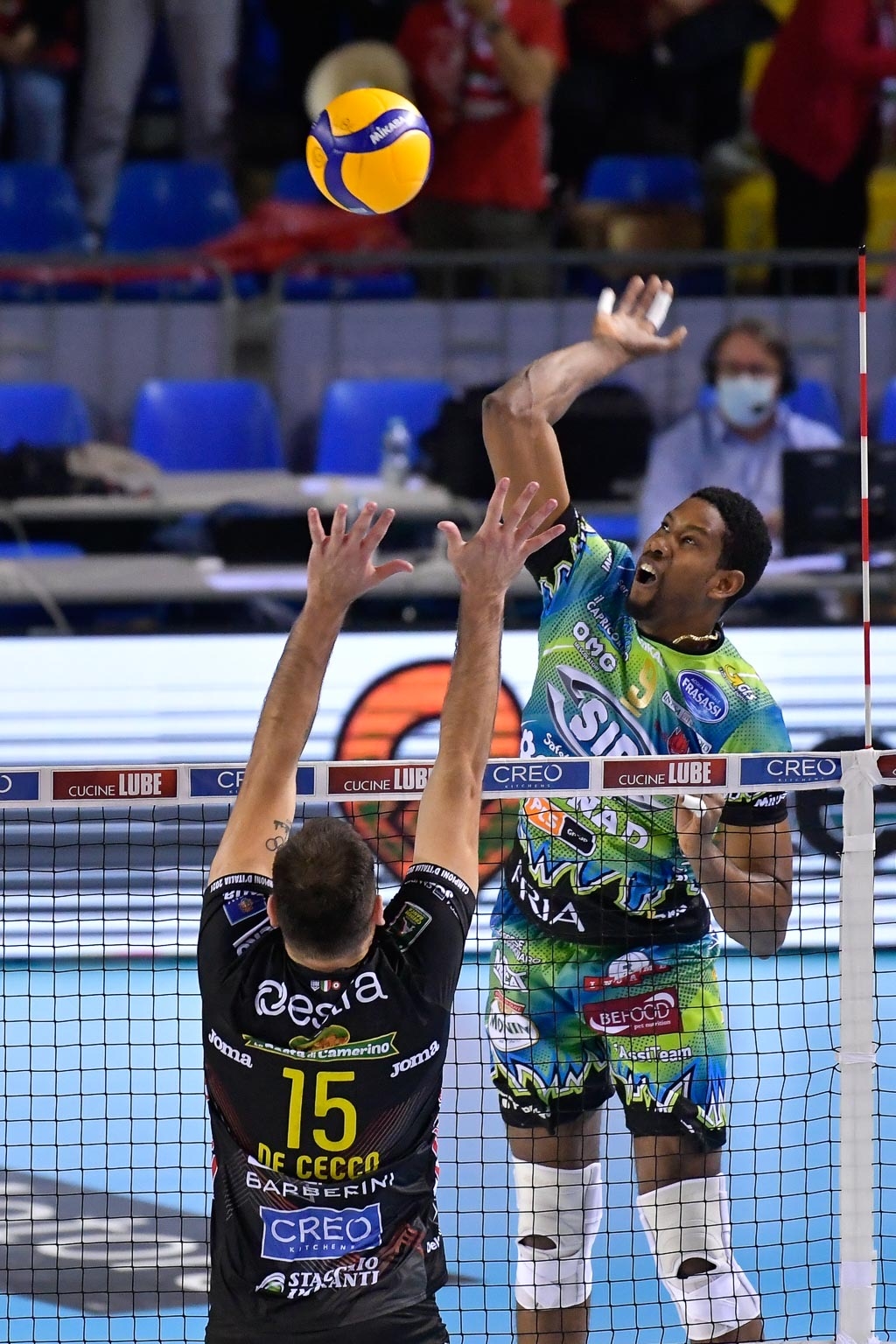 DD32BFFD-D937-4B89-9214-0D16278EACF0