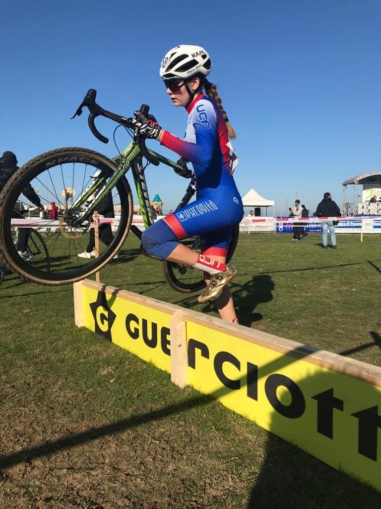 E327E057-0FCB-4EEF-85B9-B844E6680289