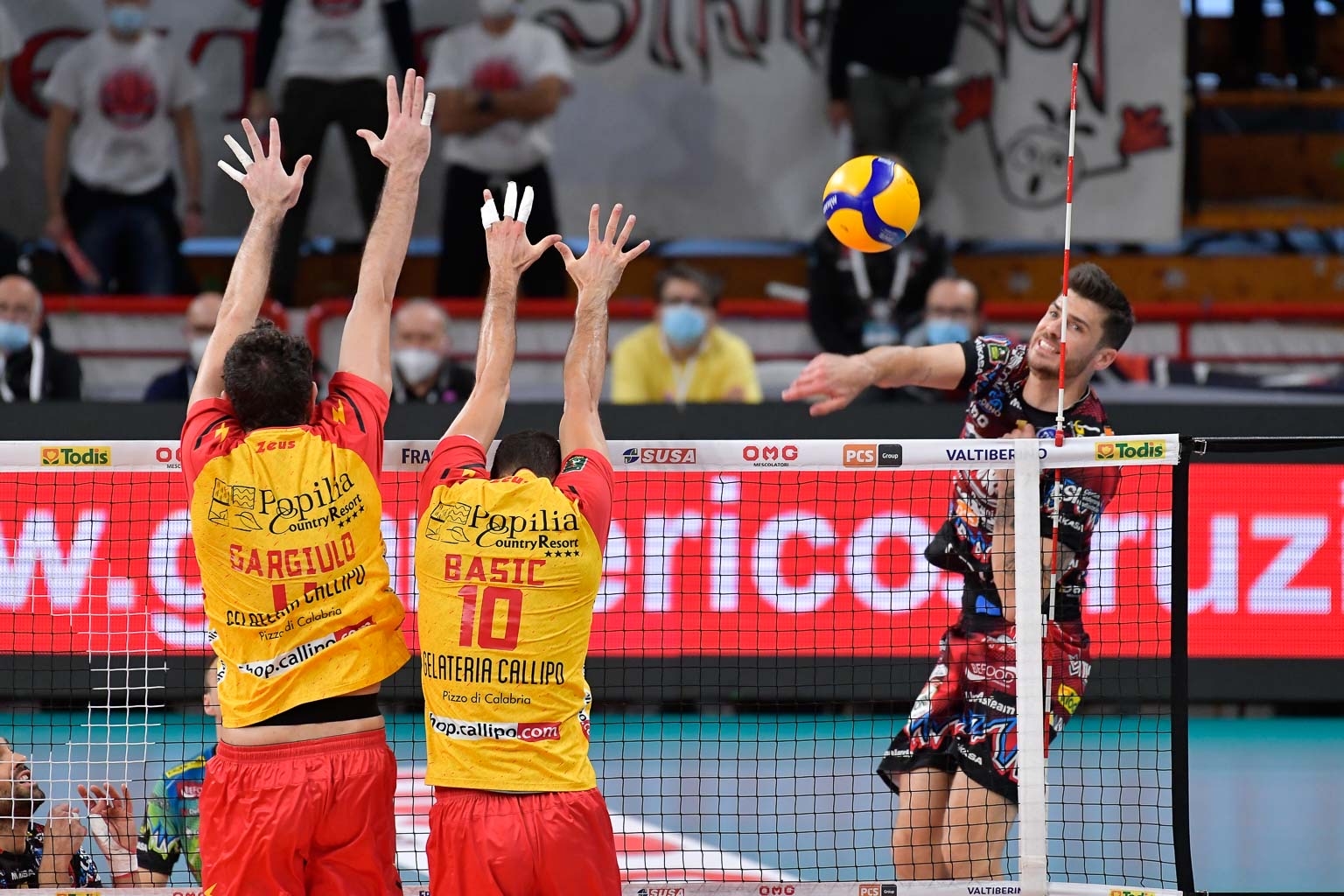 FE9A5140-4BA4-4318-9A7A-8C06815F2981