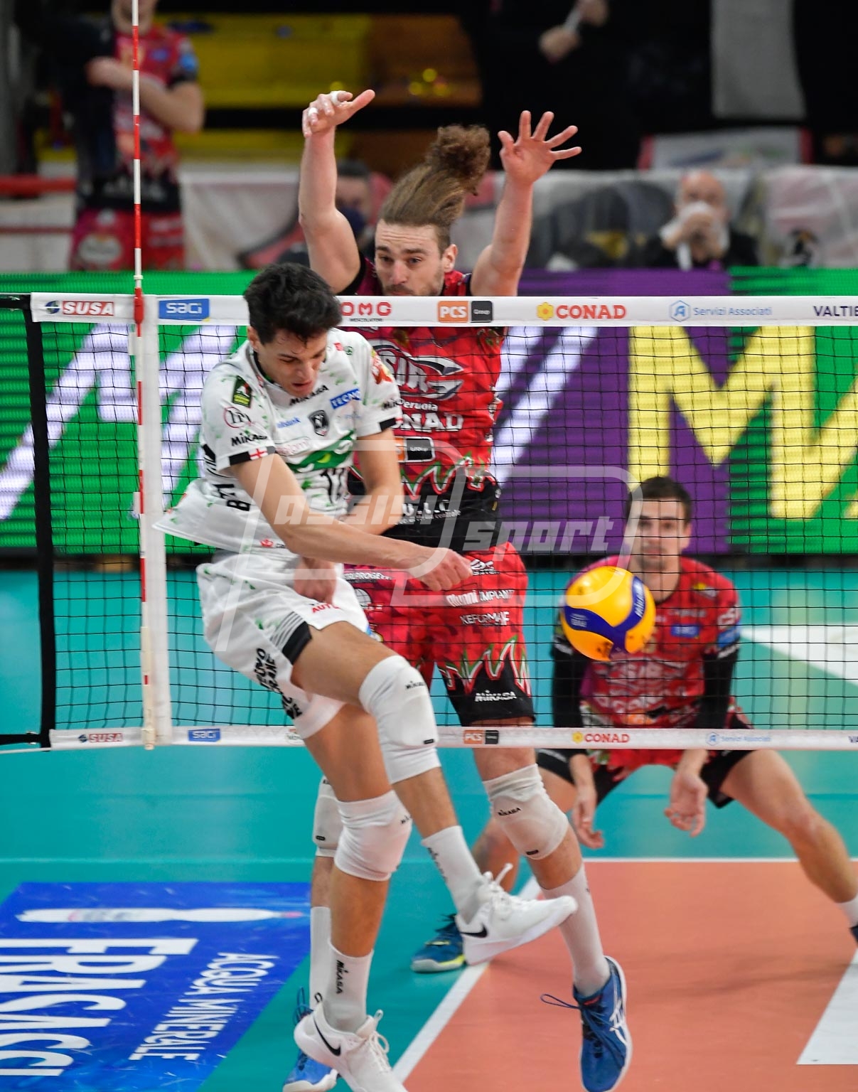 Kamil RYCHLICKI, mura l'attacco di Bottolo