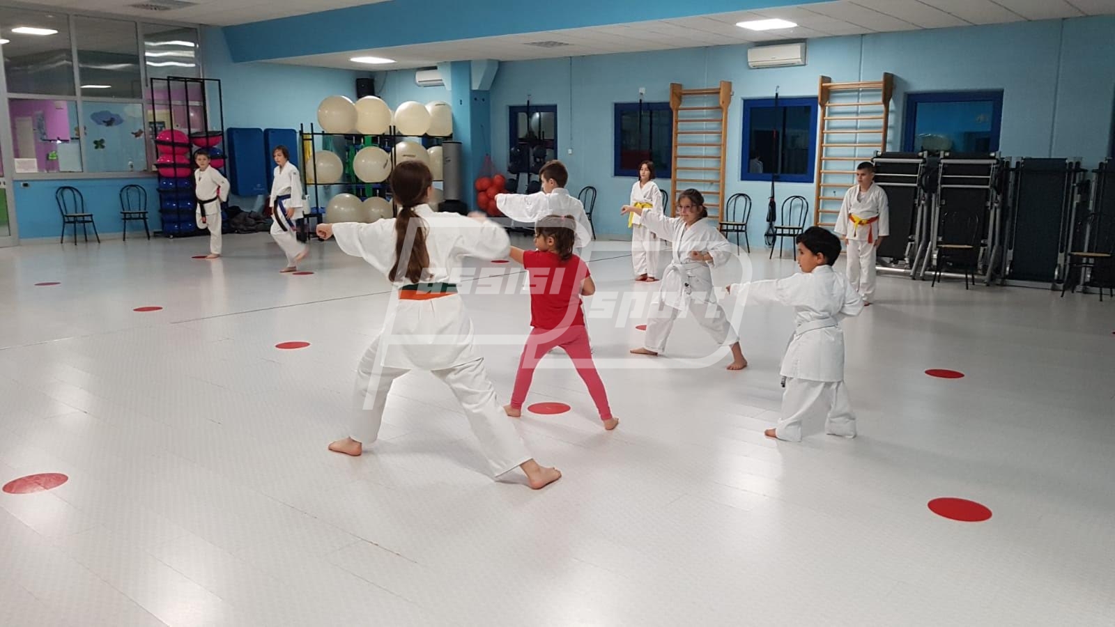 072ADC45-EB4A-4499-B283-0309791608AF