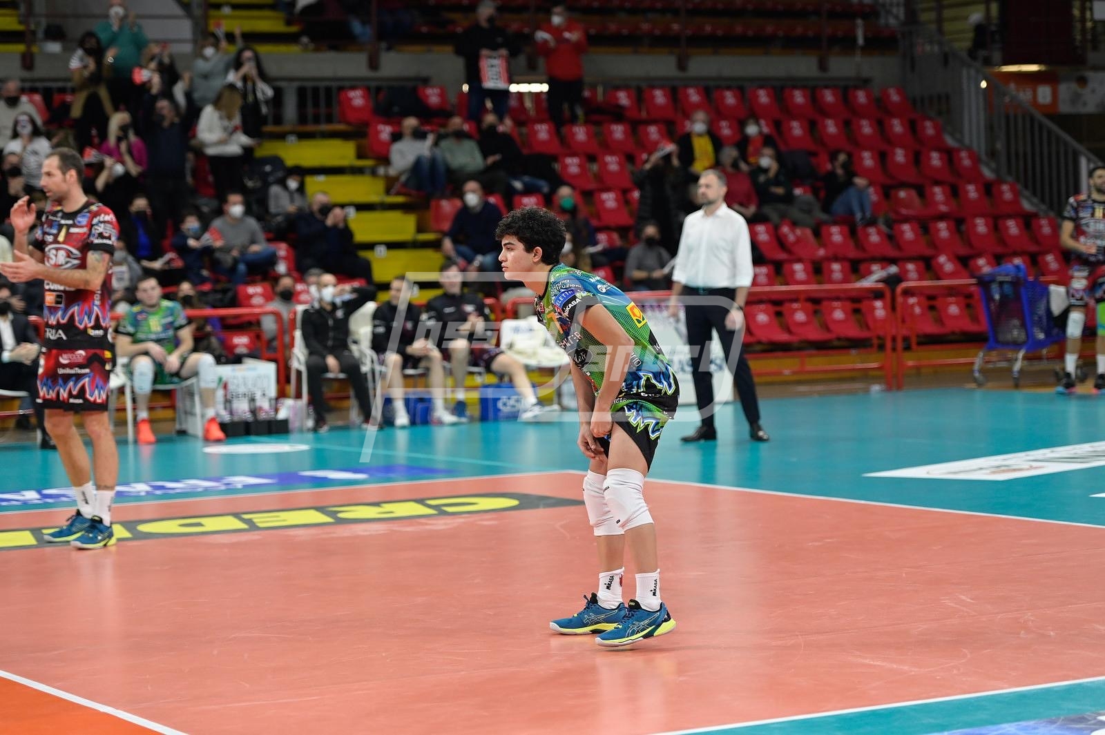 E7997C85-BFB7-40C9-9075-99F3066CC5B0