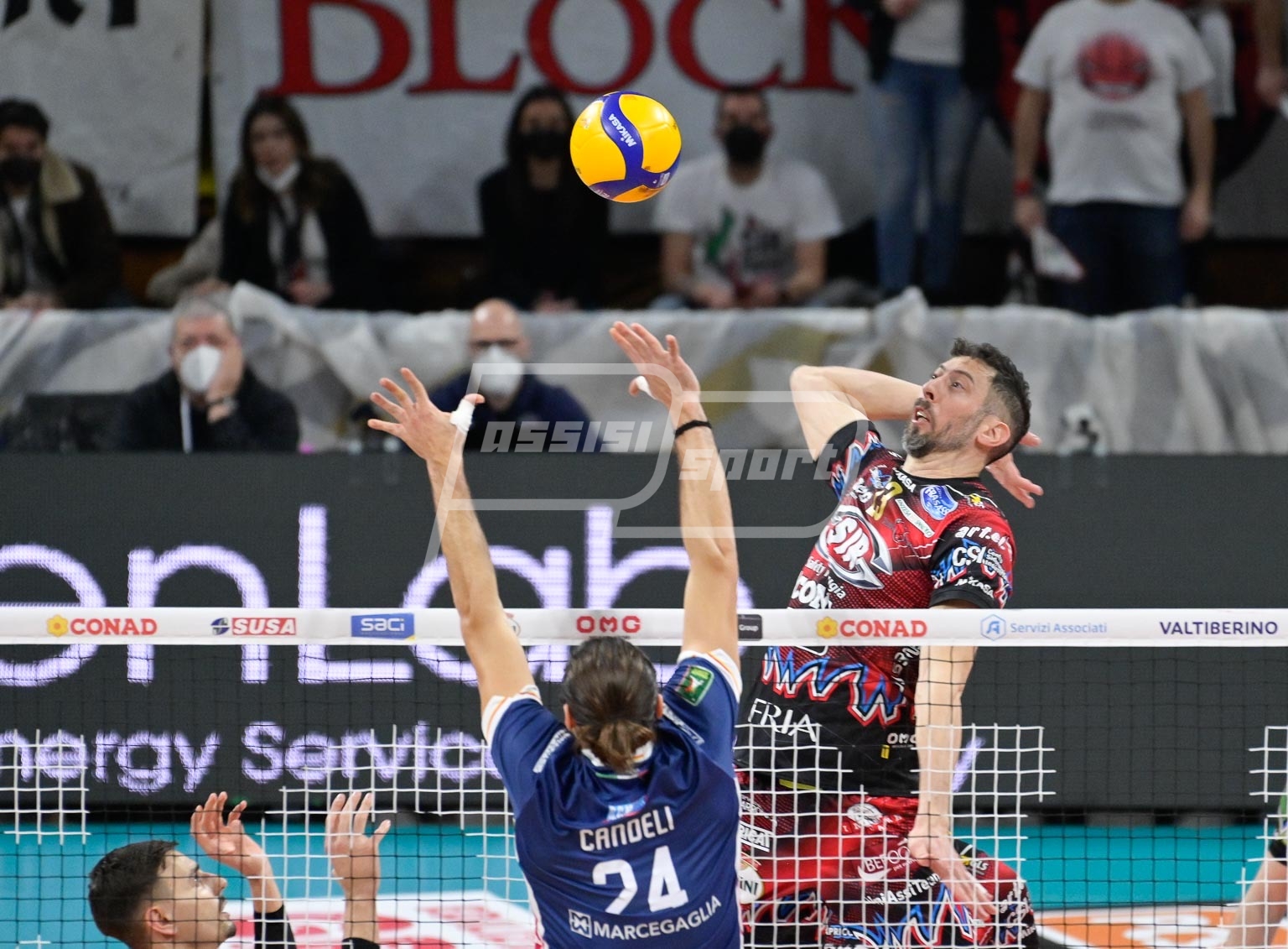 FEB6215E-04F2-455E-9AEB-530510DD7B22