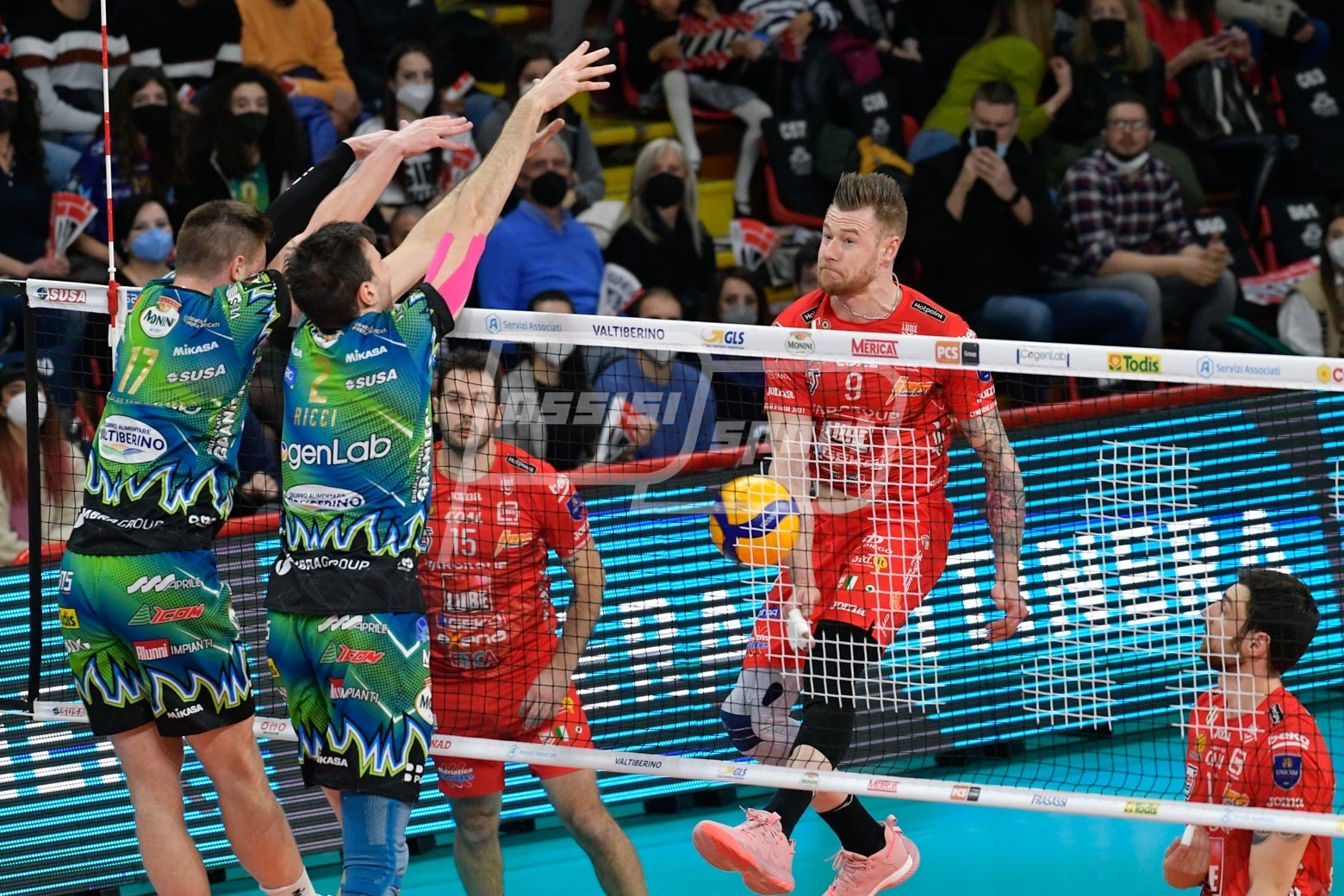 1C195768-25EA-4AF0-A4C3-132C58ADAA1D