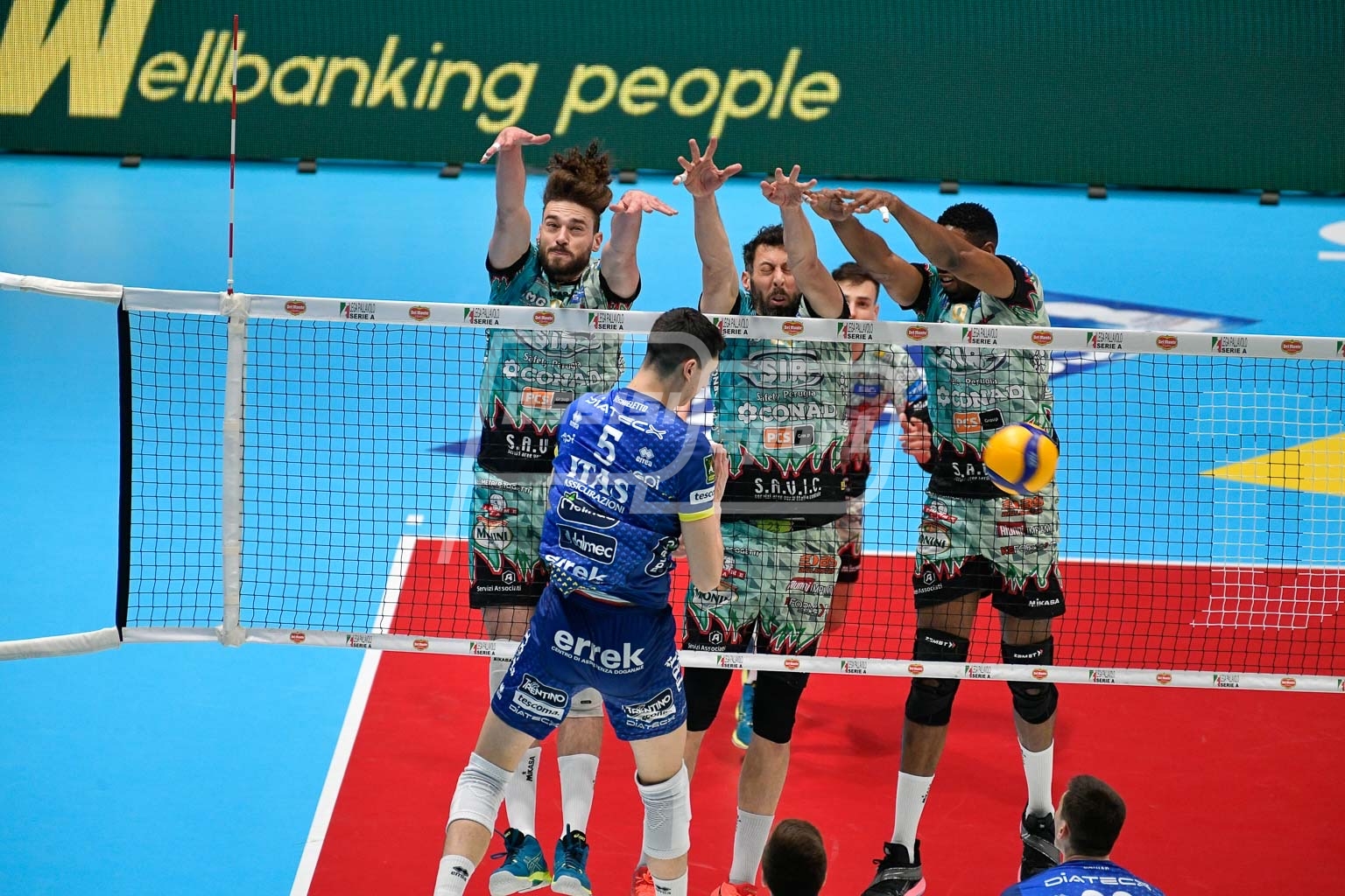 68E15BE5-06C4-48E8-822B-FE3CB8BA97D6