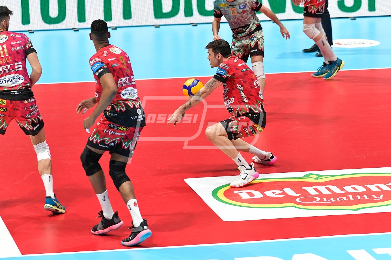 A0E6F172-FC19-44DA-978B-7404F3F7916F