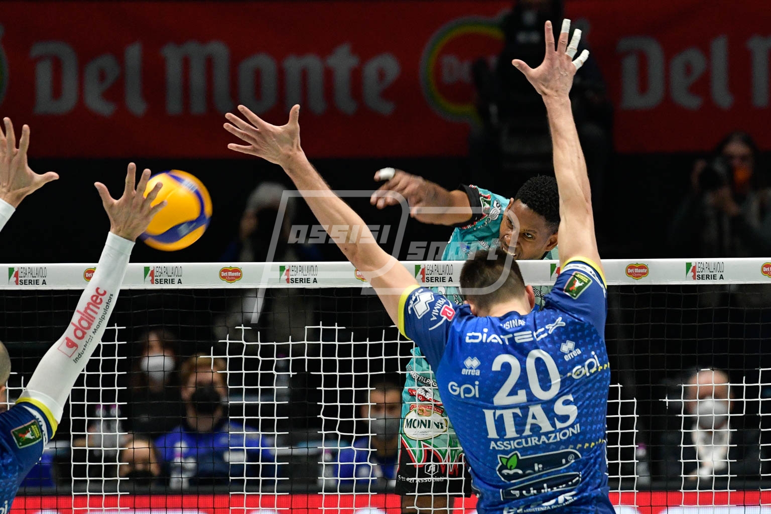 DEC88D13-DC31-4F9B-B9D0-1B6E2B3EEF1B