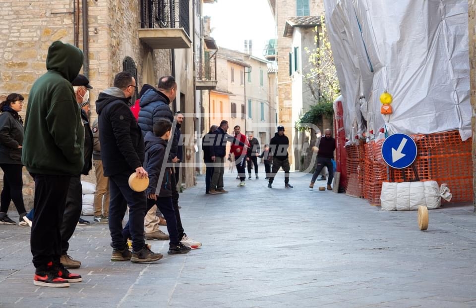 E7F8C260-36A1-4643-ACC6-6E556B9A3141