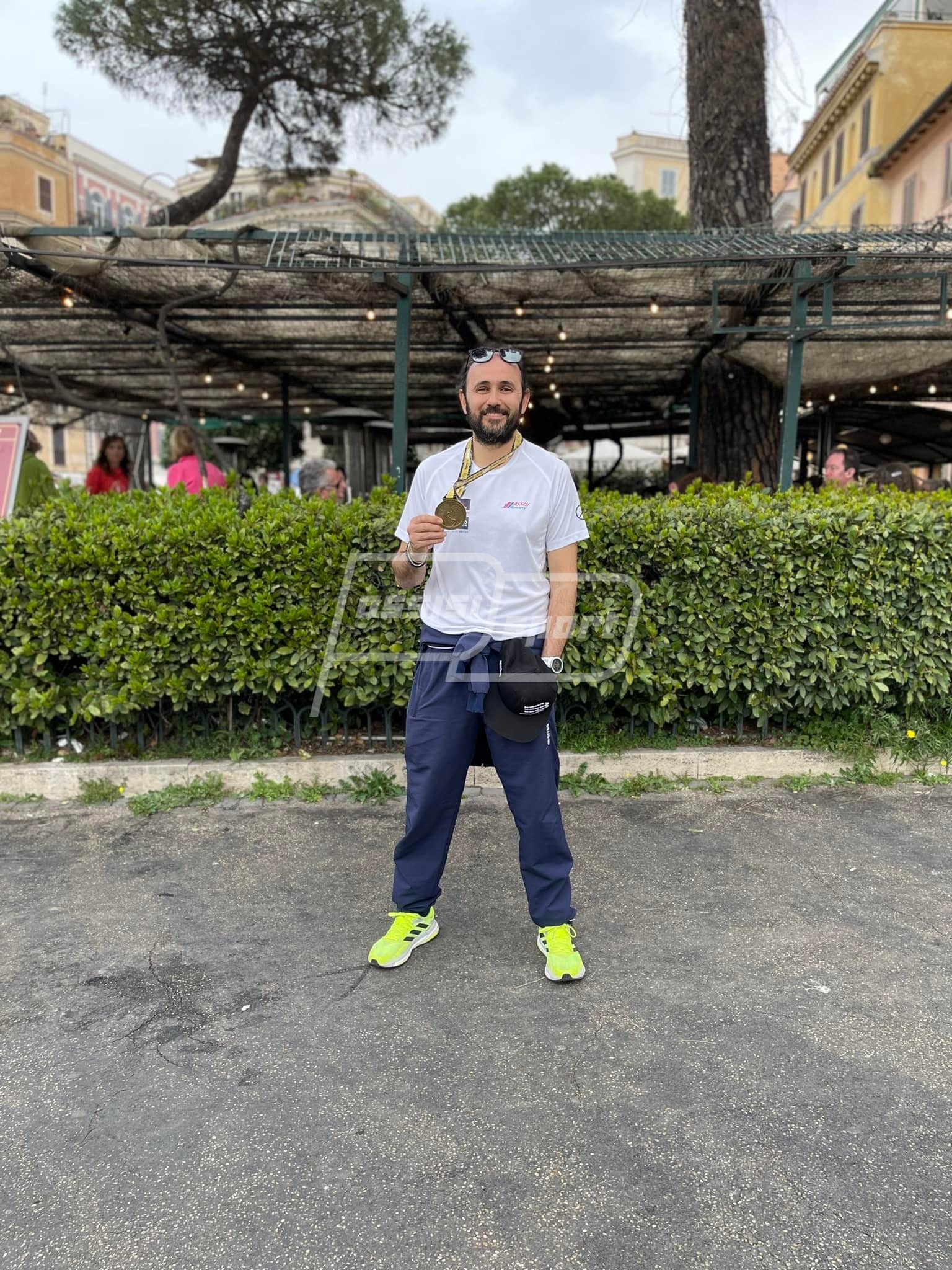 F2E9B504-8A64-4BA8-8CD9-B6388FBA4CBF