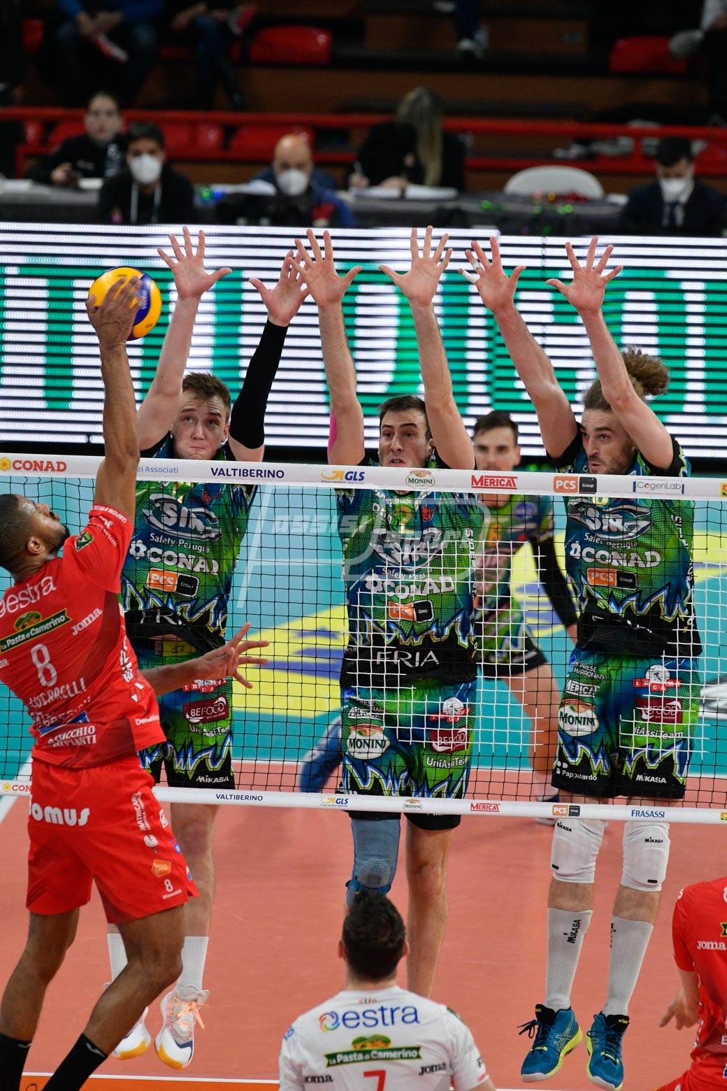 FF2D6255-DD51-48E5-8494-FF795E91BC5D