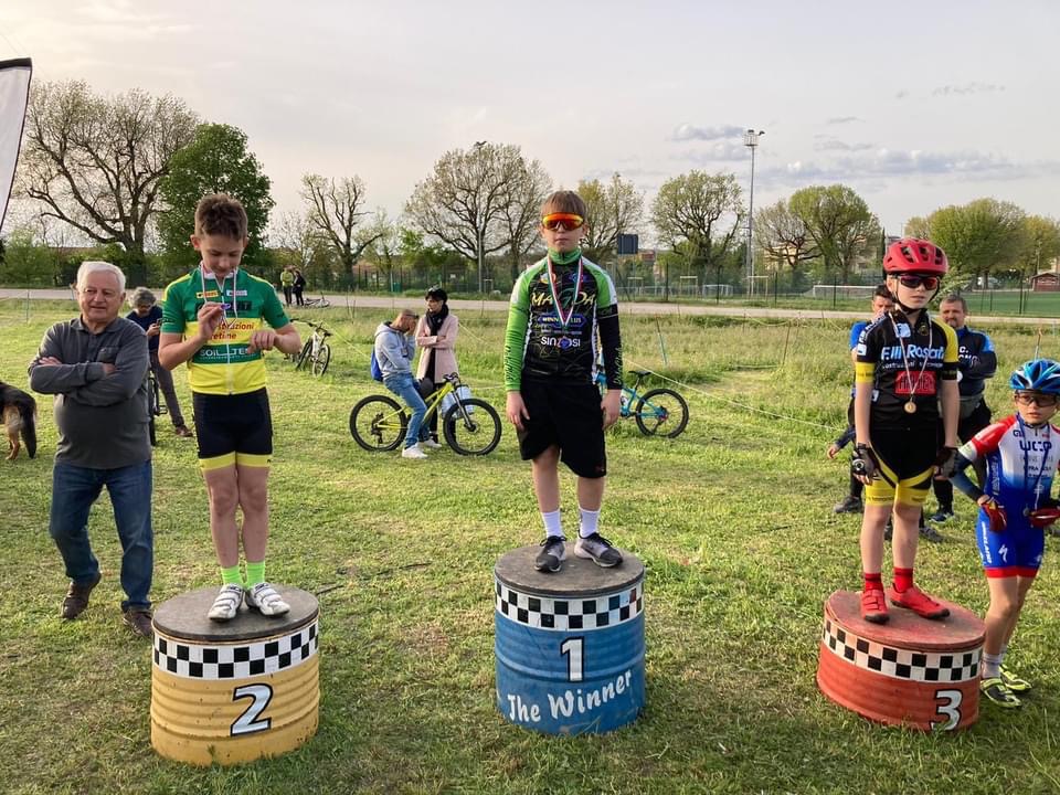 1BF2382C-2B19-4E5D-BBDF-3235E96DF1E7