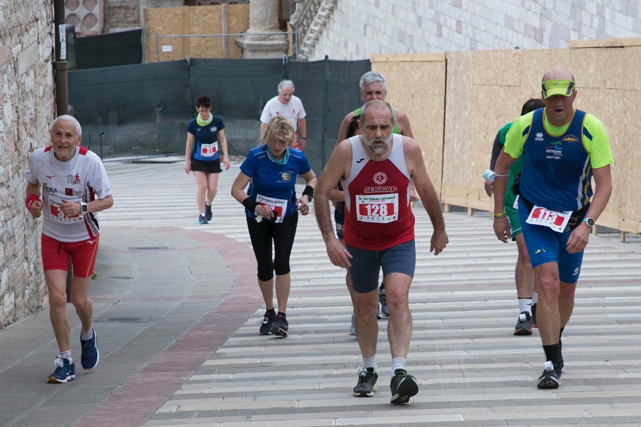 6DEEA161-6A64-4044-8574-25B38390B89B