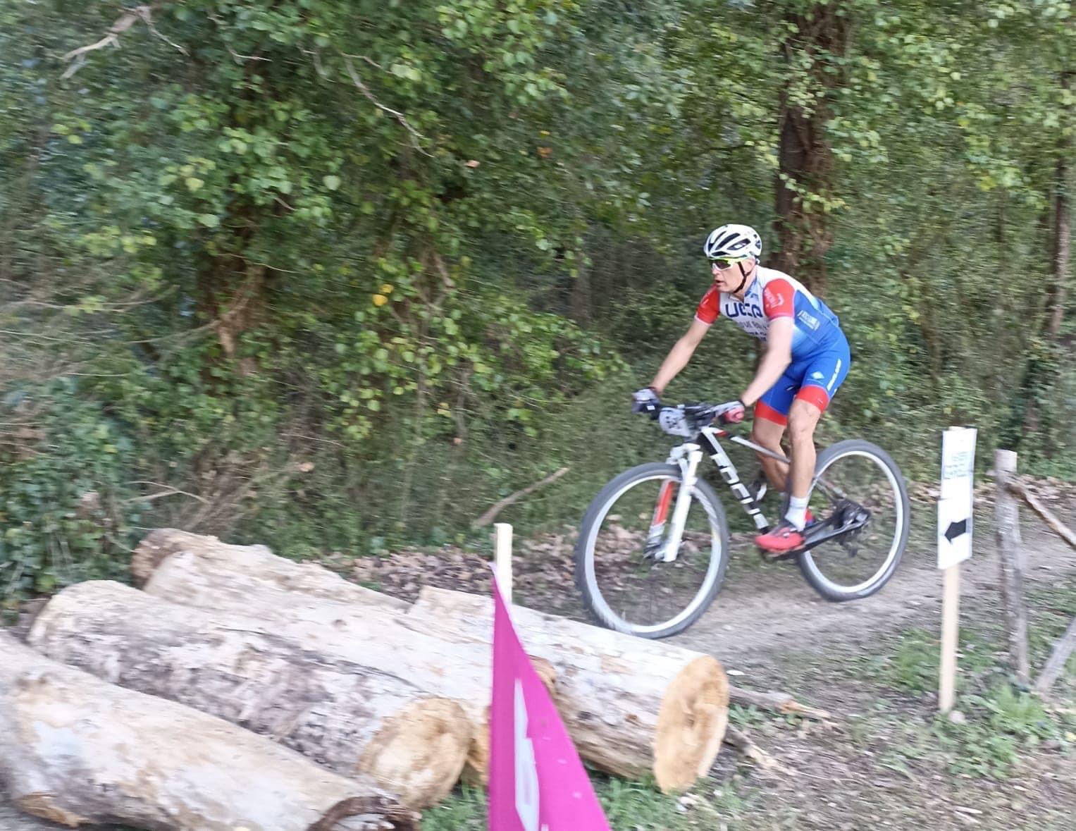 CCF13F88-C484-4906-886C-9F58BEF4B1E1