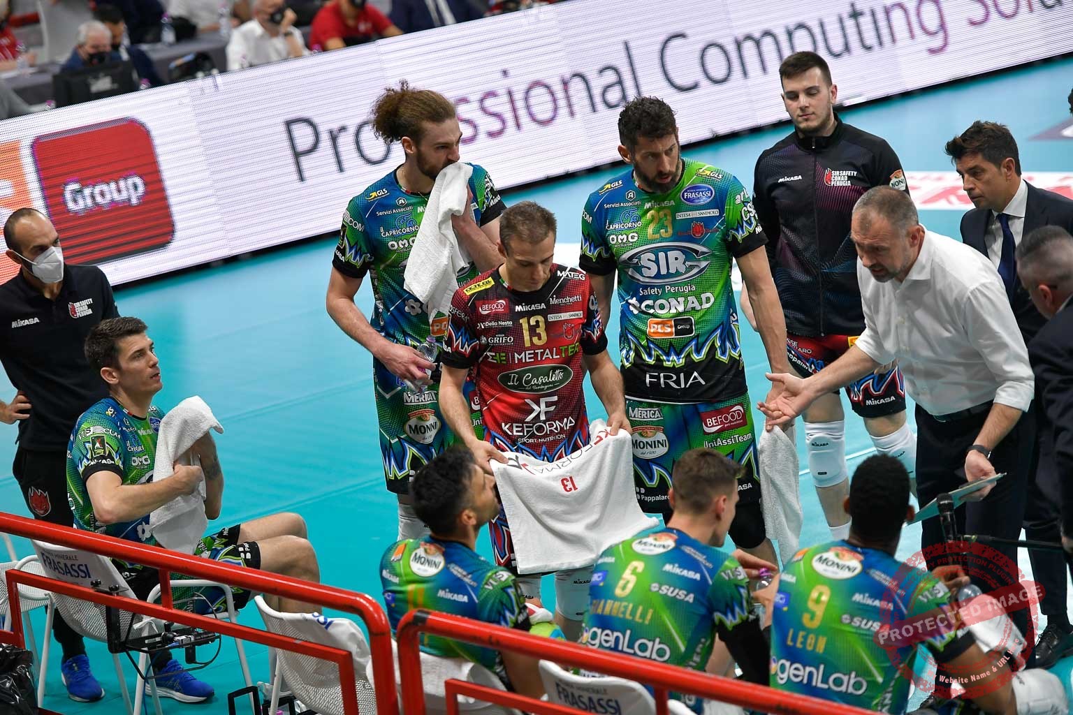 4214FFA9-C3F1-4AD4-AD01-808A6542FE65