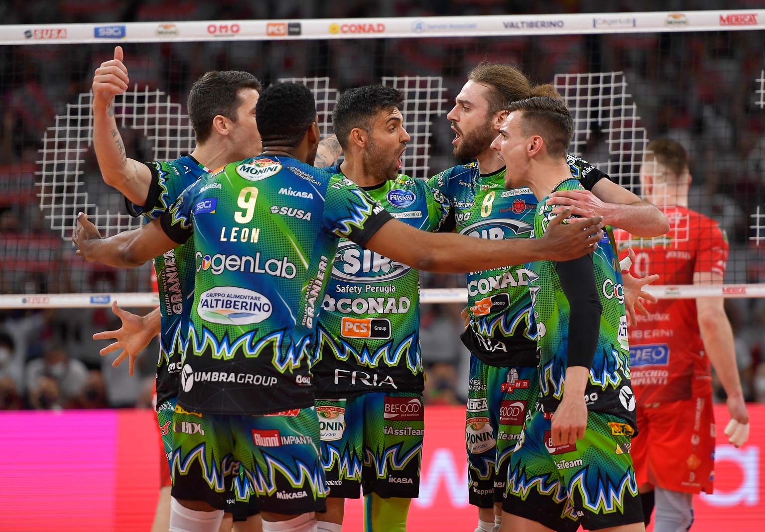 52257979-14D8-4984-8363-20A392656413