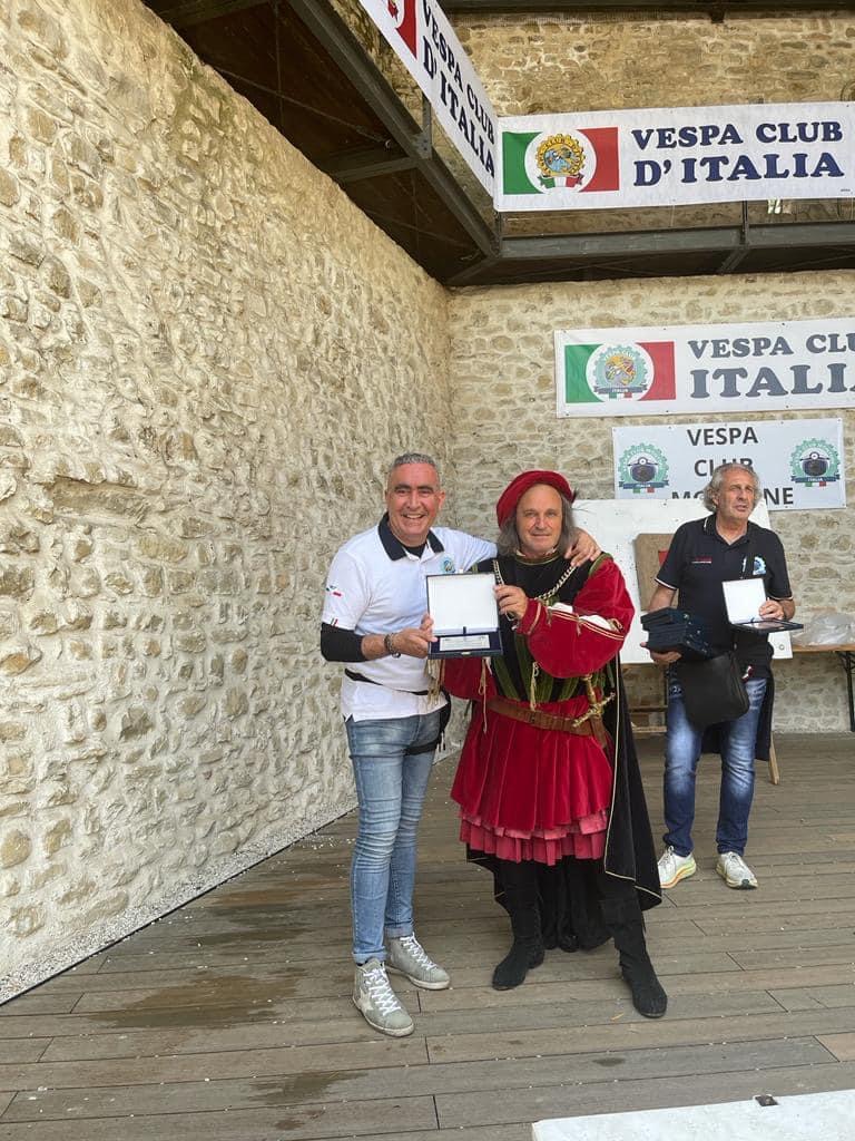 71DCE12C-07A4-445C-BE64-E0CBFF4467F2