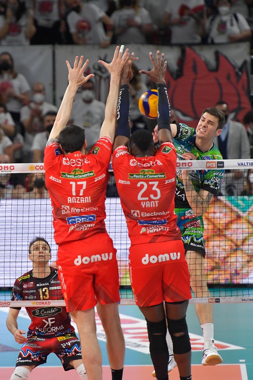 AB8BB3BD-9F41-471E-A732-1357F8DEBC6E