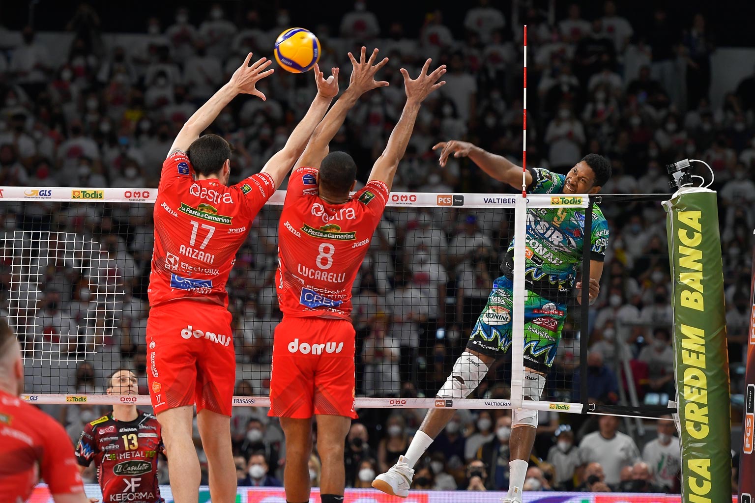 D8131BC1-FE97-4CB0-88DC-4DC5A521C320