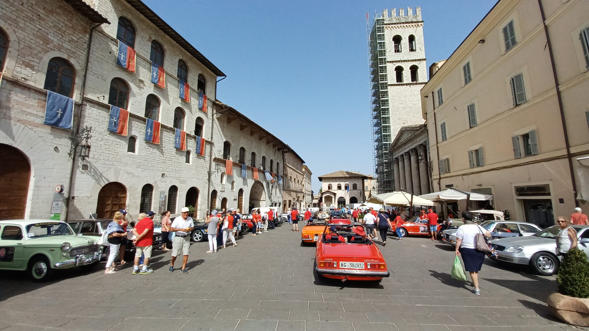 8faf6426-fdaa-434f-b07d-a5a5939e9b0e