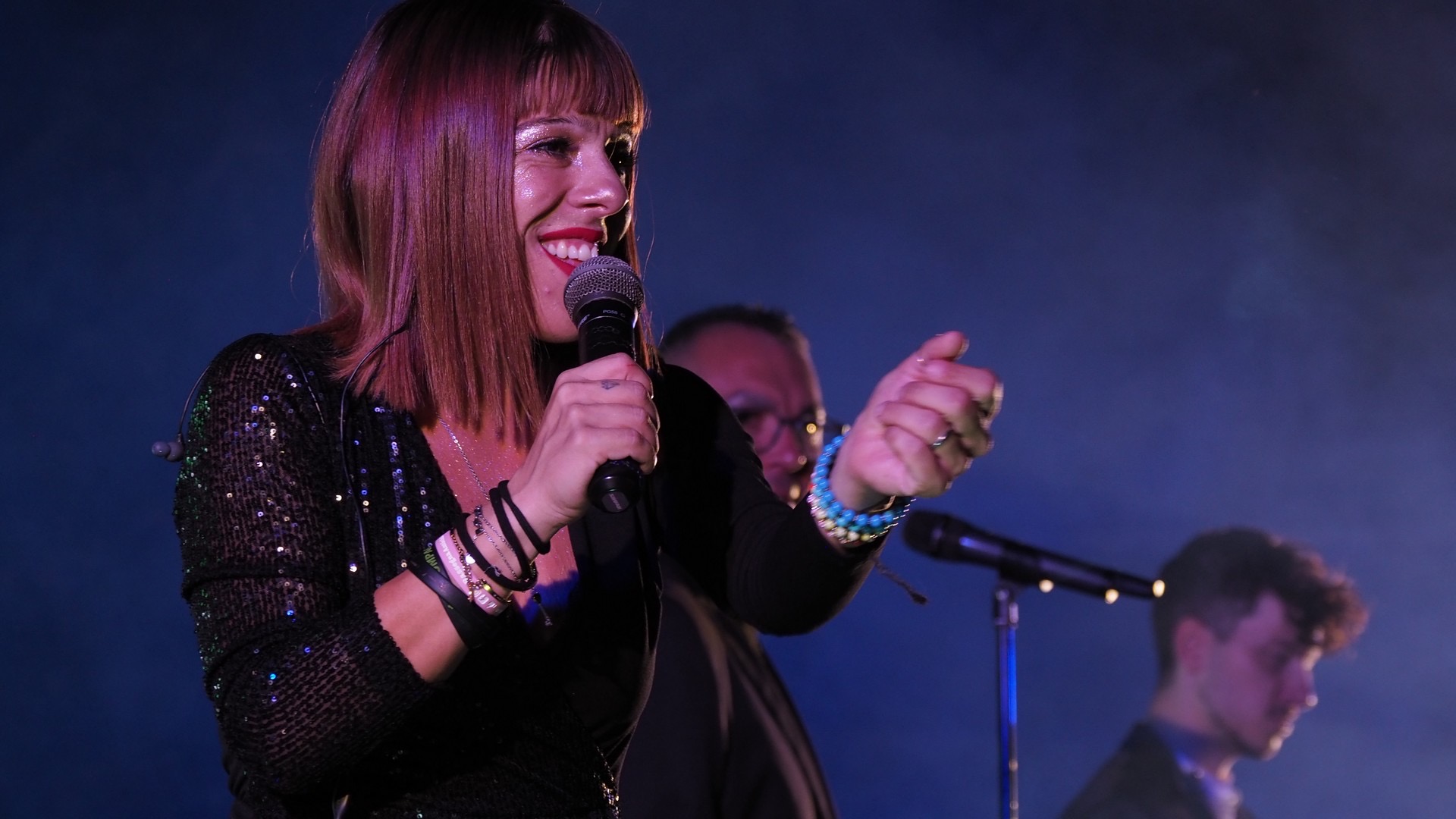 0503427D-8171-4B21-BF50-AF306DCD9876