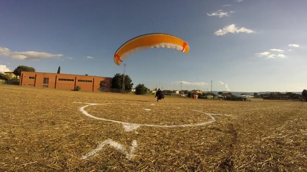 6352E437-B3B7-41B4-8333-382BE751F43E