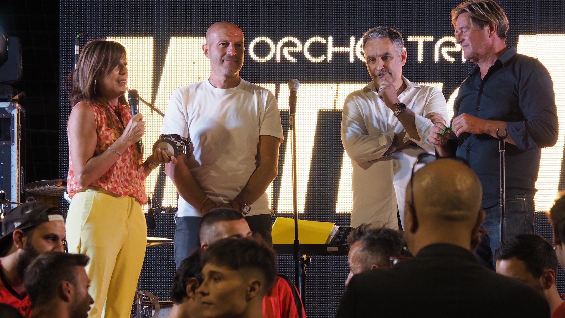 836621F2-4735-415F-B91C-DC0B18DCFA7C