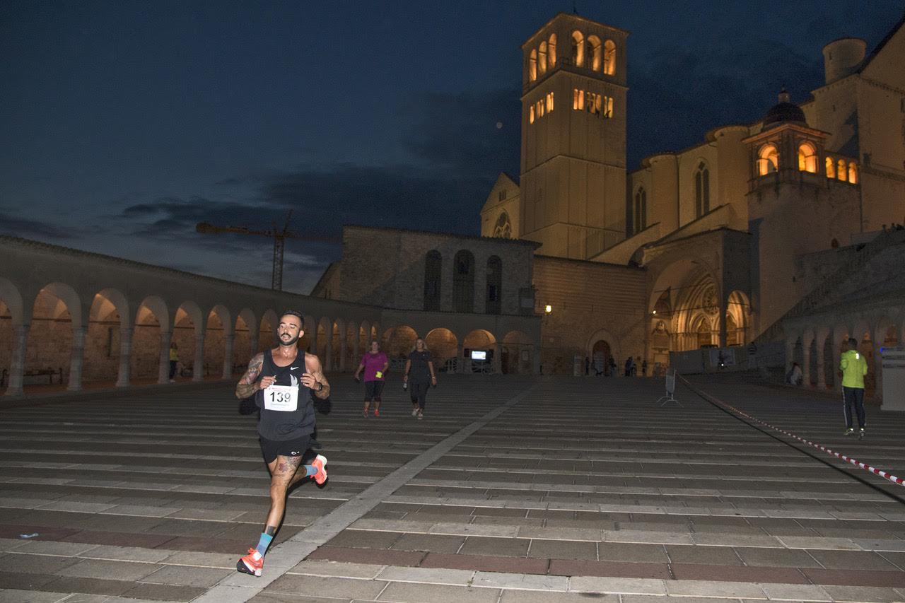 18DB79A6-F763-4D9A-9929-603C8399CFDC