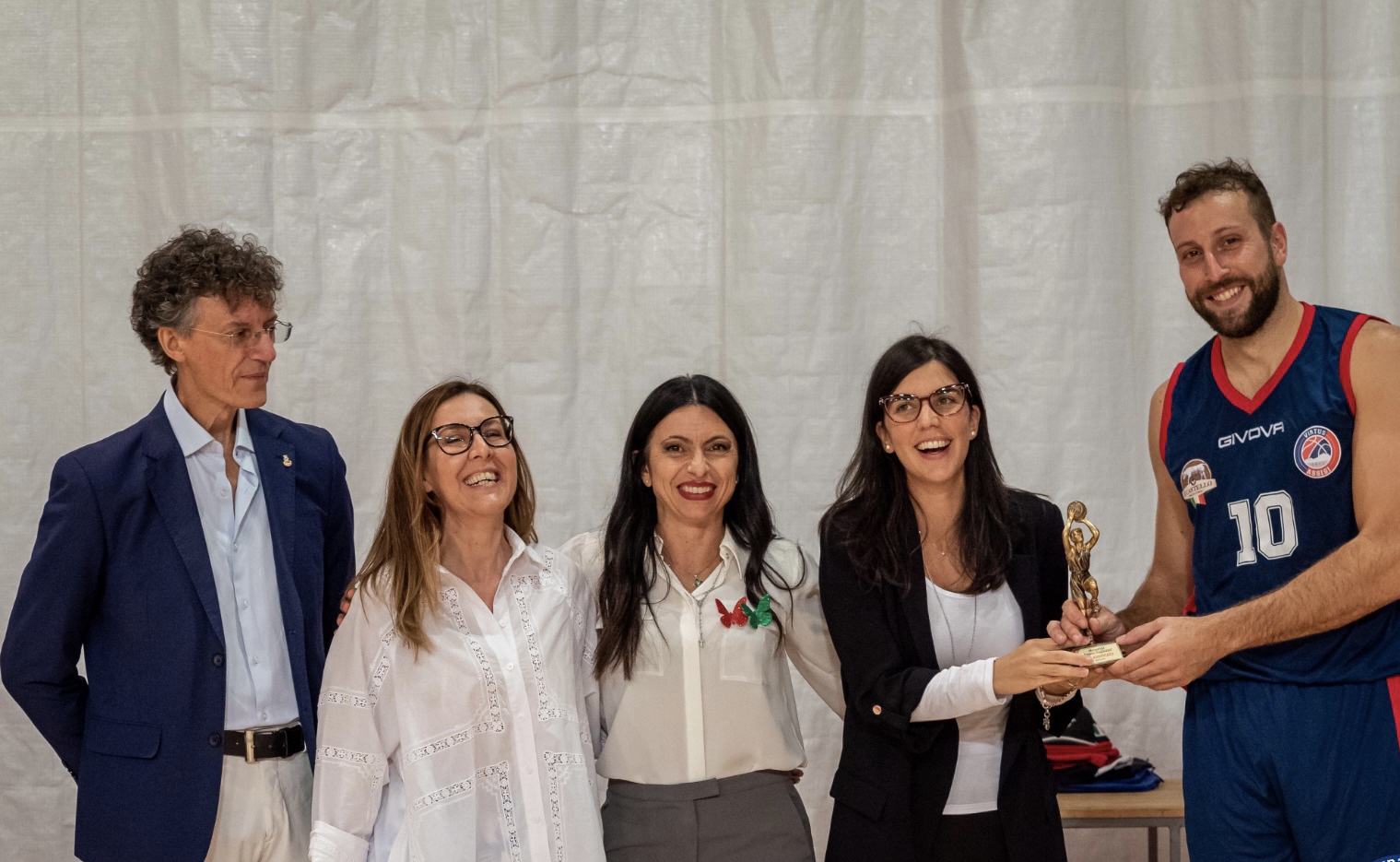 254157F3-F40B-4A61-8B41-5F87276458C7