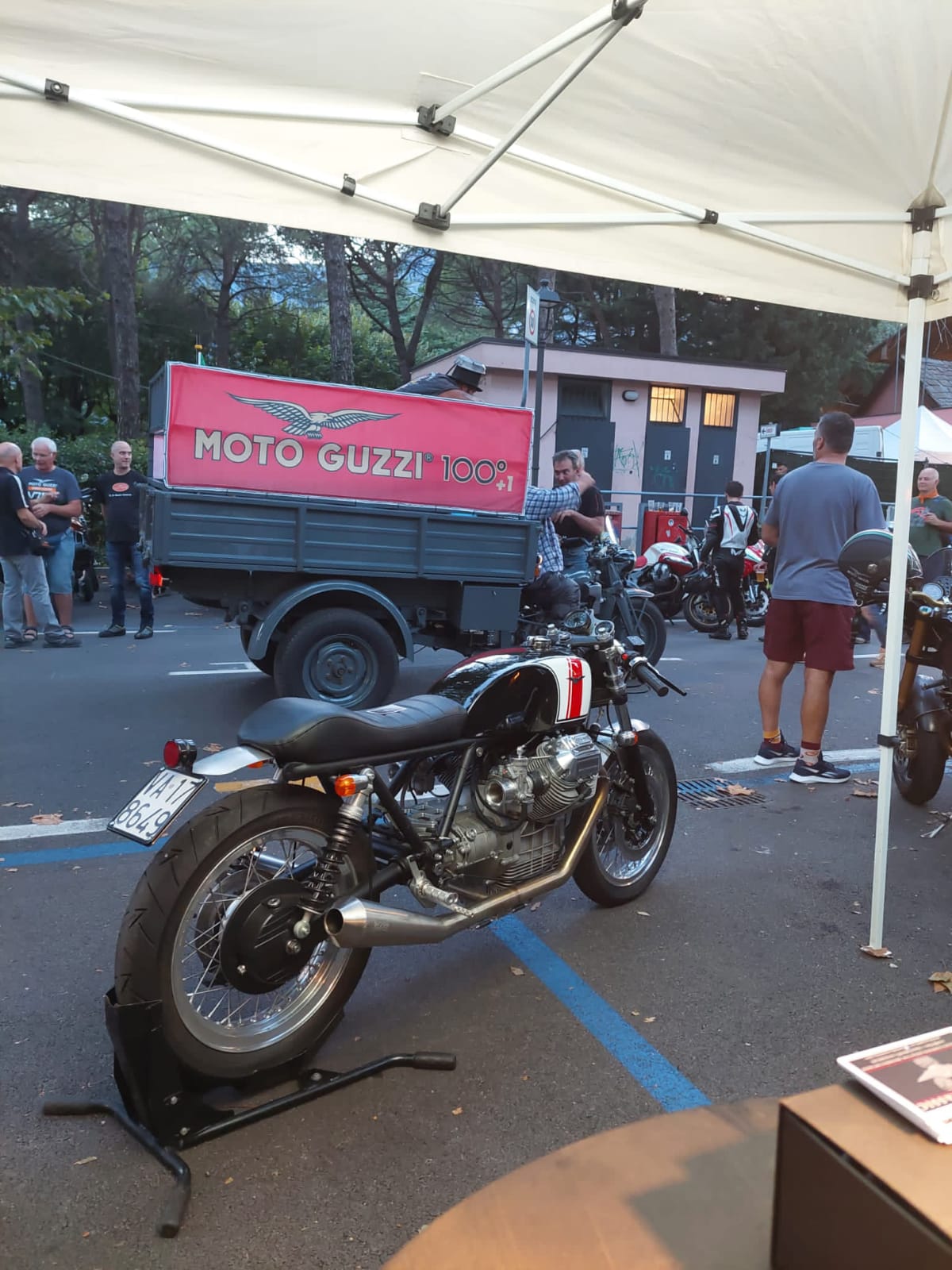 3481004C-AB4F-4F7D-8EB3-75BC68AFA28C