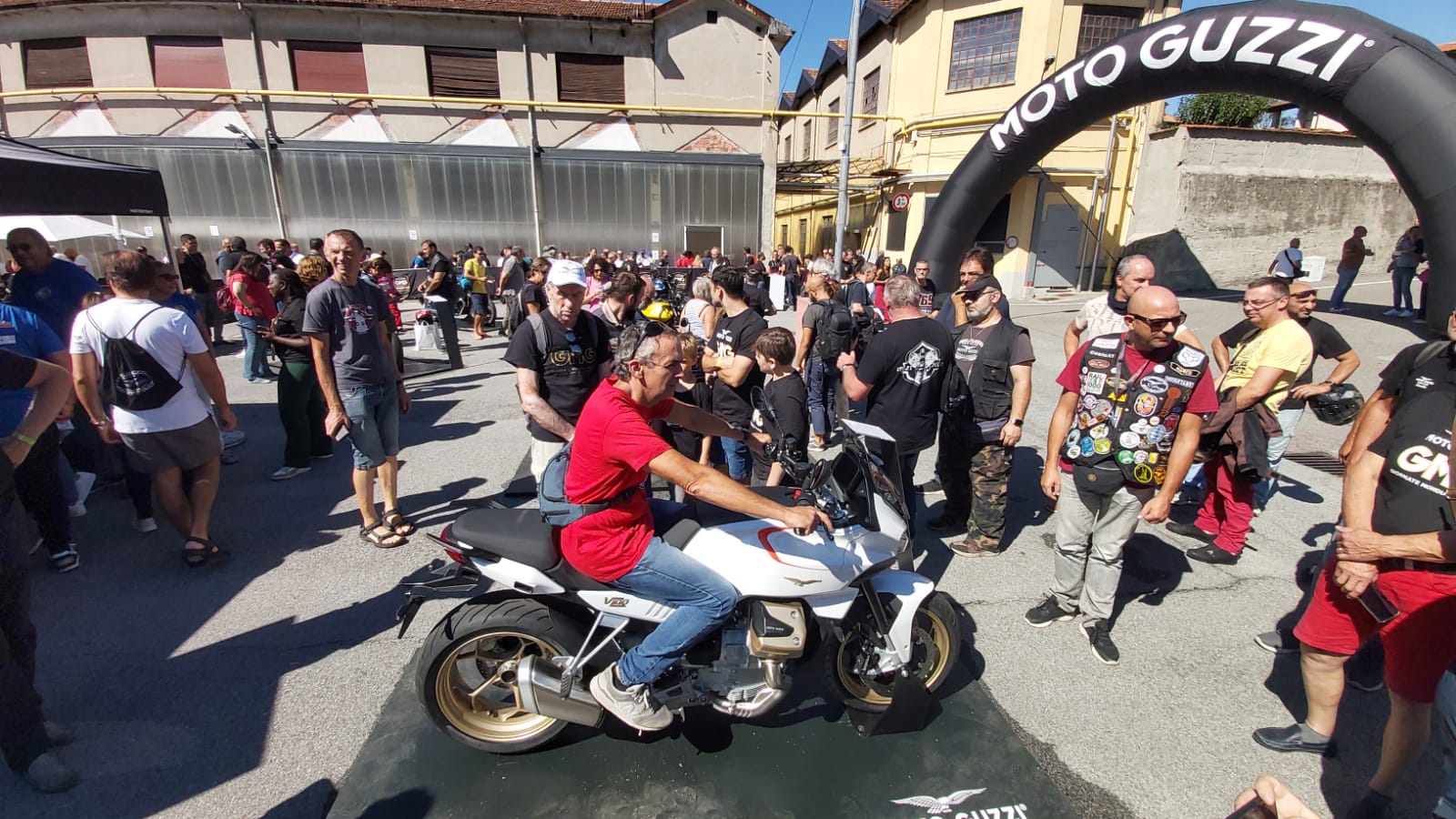 565D8372-2EAC-45B7-940A-AB583746F523