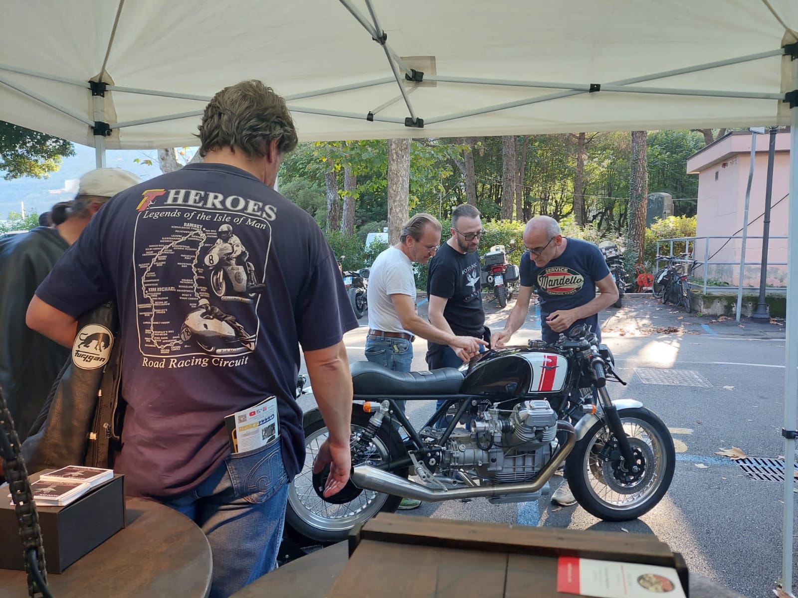 63BEEE82-4715-458F-B4F5-84D520622124