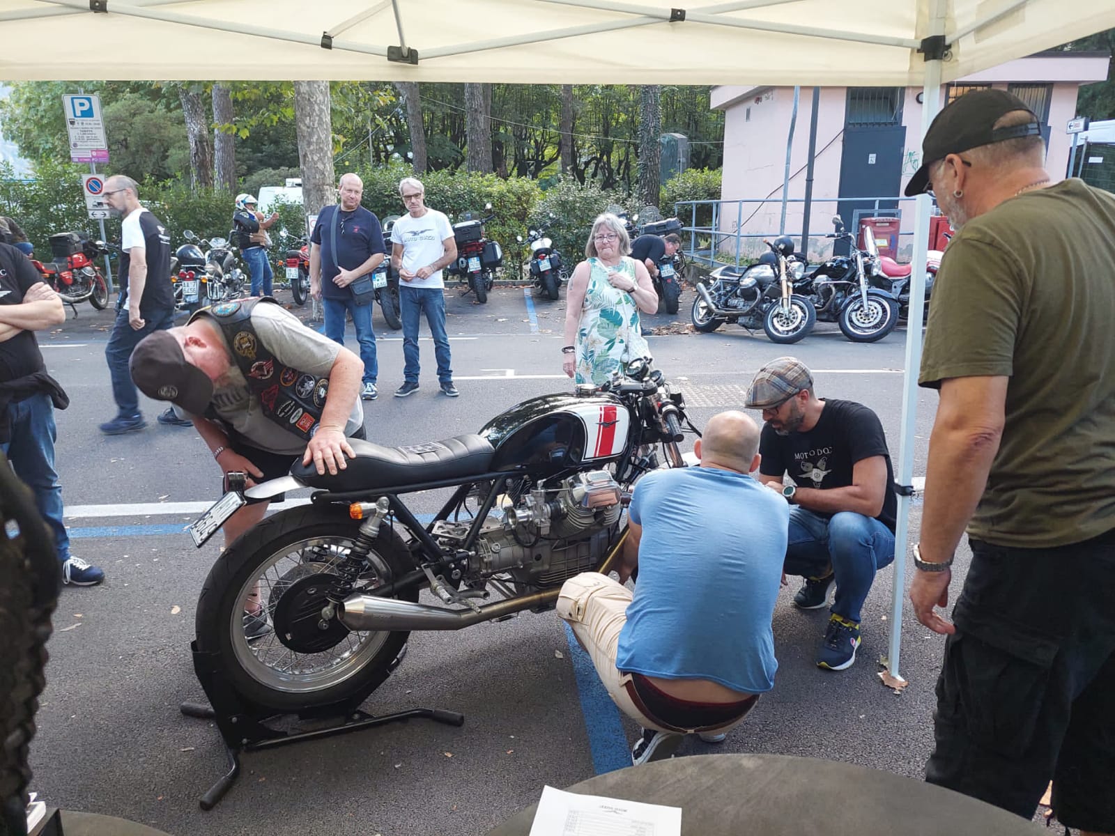 8458B4A5-8753-4AAF-9C0D-7334F30E8D34