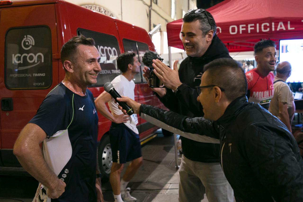 C2580E44-DEFB-4FE3-A5B0-6A70F45F3C95