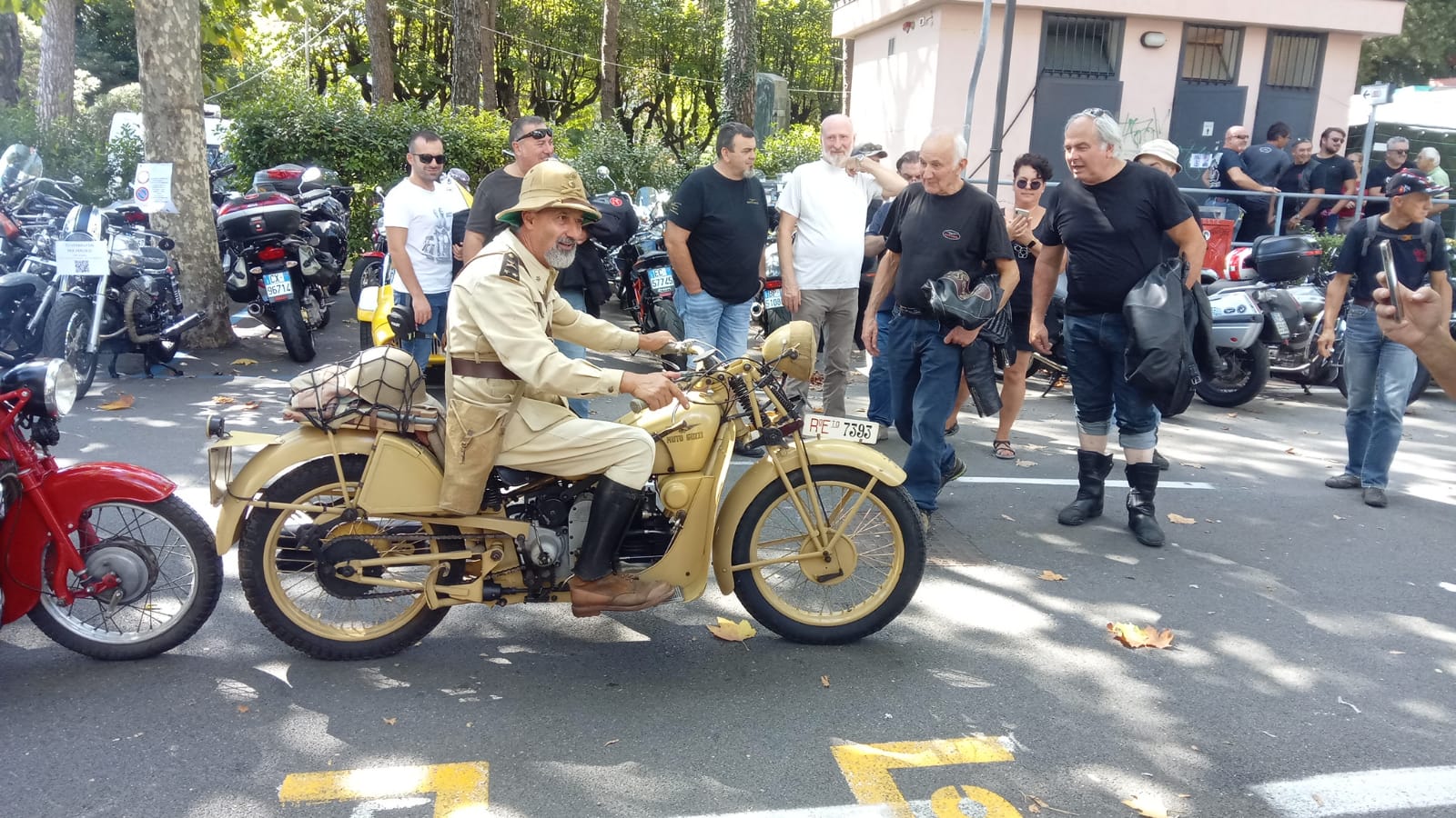 D53A632F-113B-40B1-948D-729CDFCA7C37