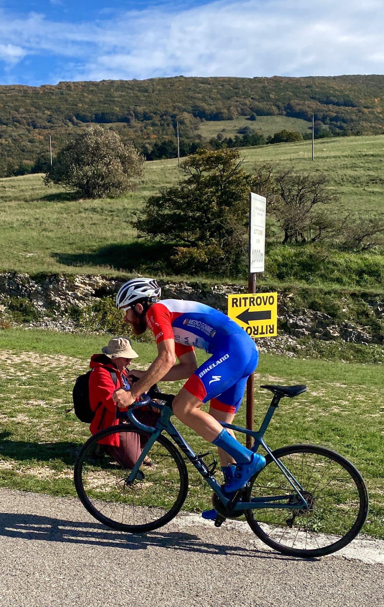 5DD9484D-D3B2-48E5-8CDE-D24D986C49CF