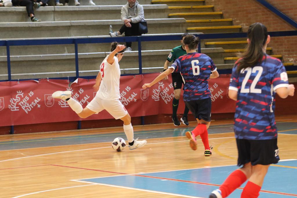 9B8AAB05-7CAE-4B00-BBB0-5EC972CBD689