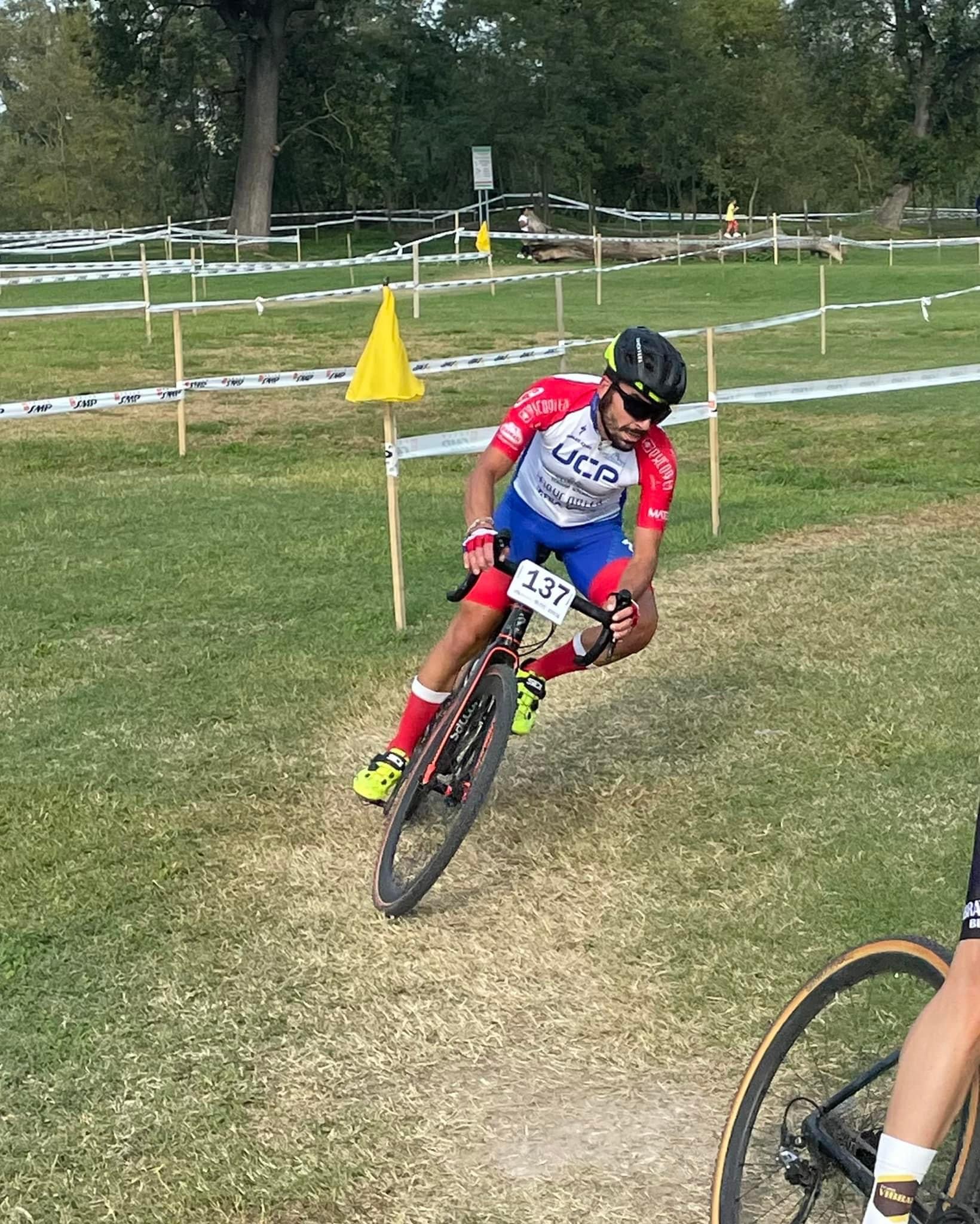 FFD5A7BF-2C89-4A3B-964A-CDB4F53BB291