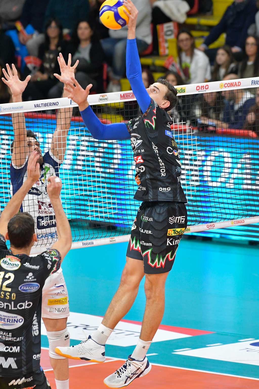 8974F26C-C7A5-4568-BE7B-F9DF37119636